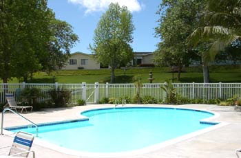 Emerald Lakes Swimming Pool